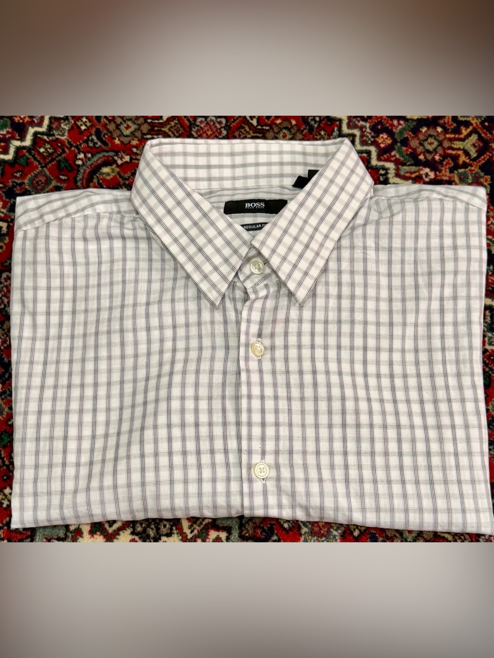 HUGO BOSS MEN’S REGULAR FIT BLACK/WHITE CHECKS  SIZE 17.5. (34/35)